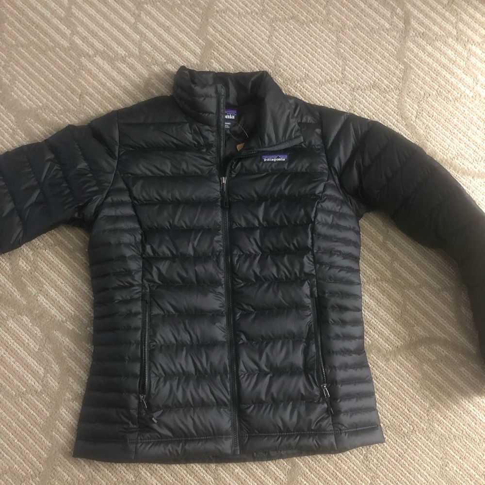Brand new small Patagonia down sweater